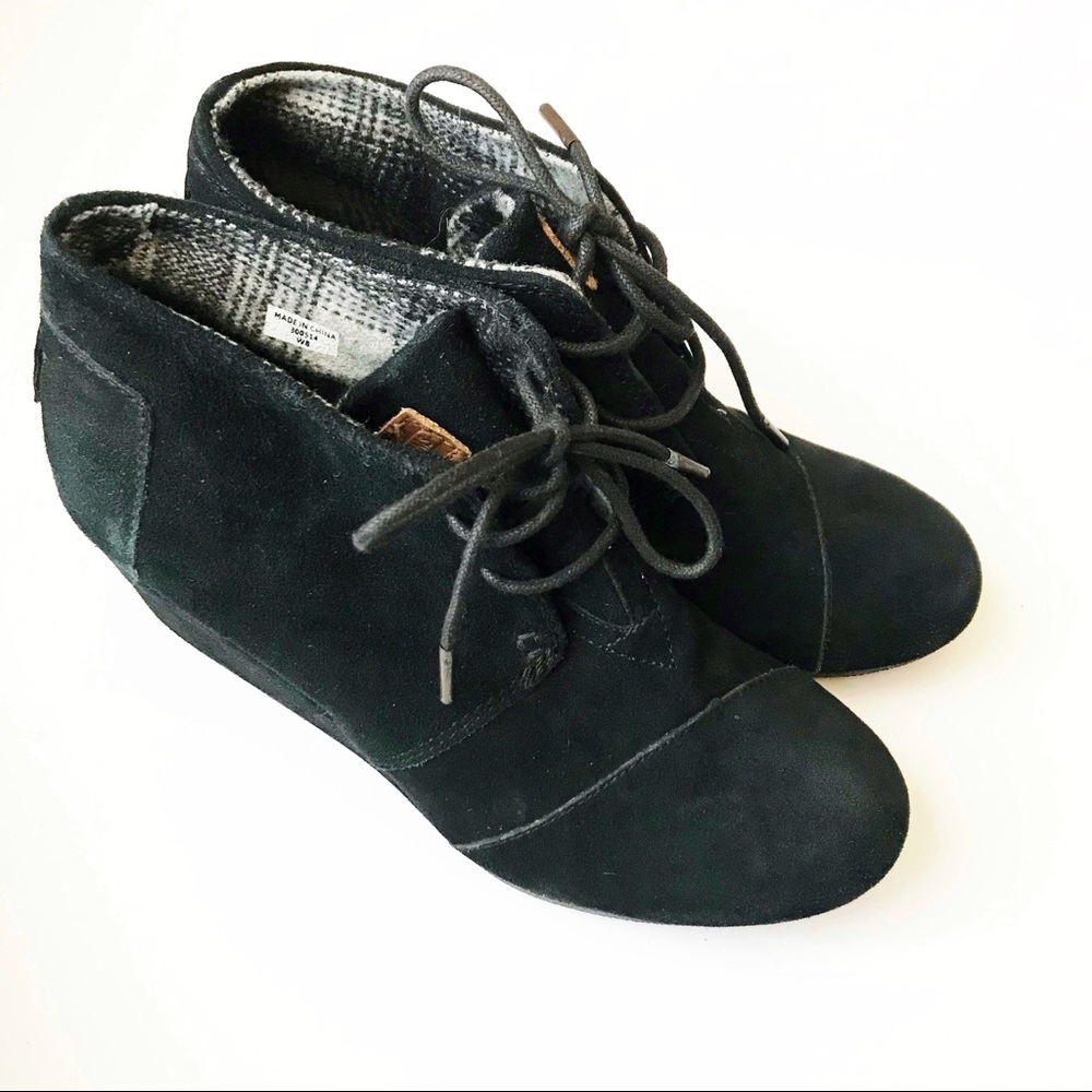 Toms Lace Up Black Suede Desert Ankle Boot Wedge
